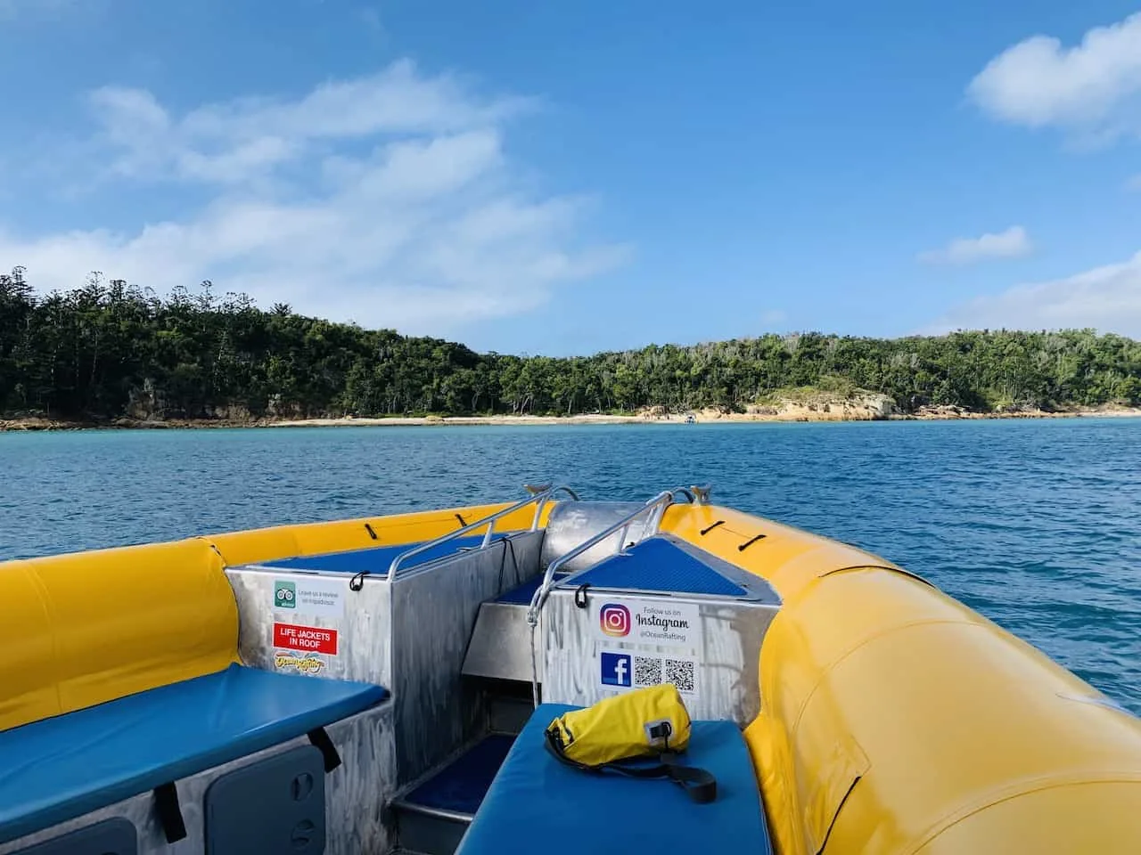 Sailing the Whitsundays