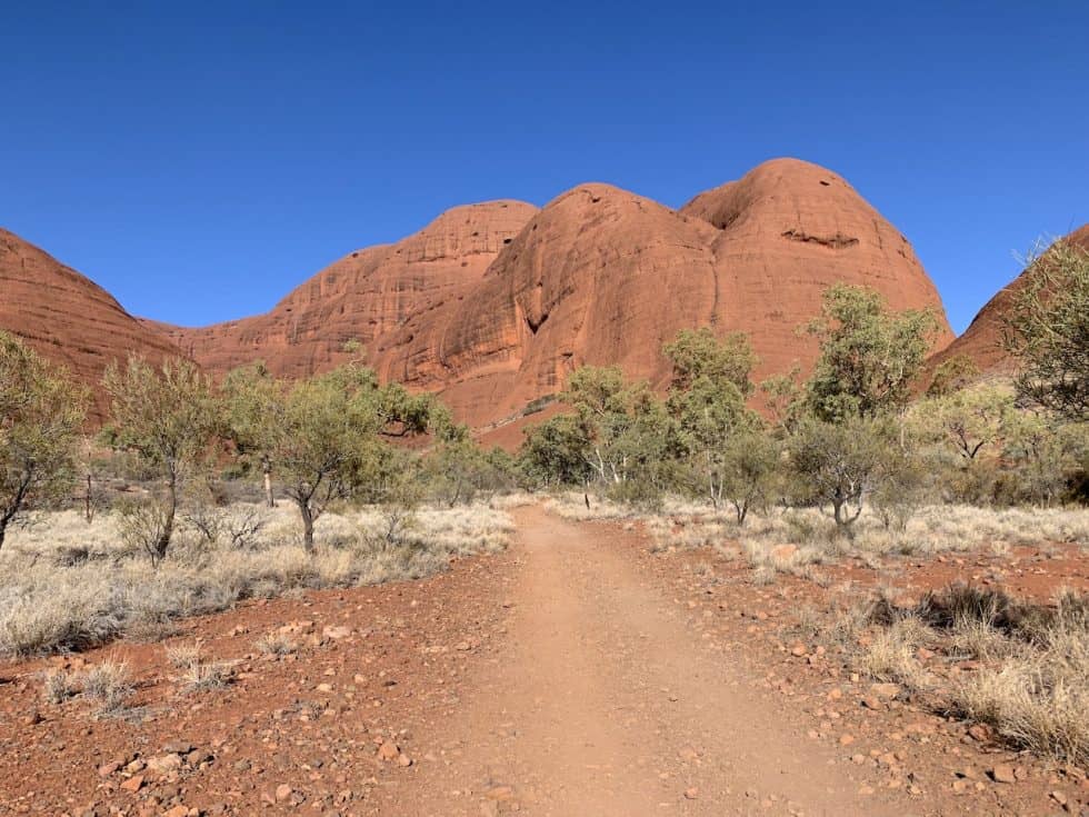 A CAR HIRE ULURU GUIDE How to Book A CHEAP Uluru Car Rental