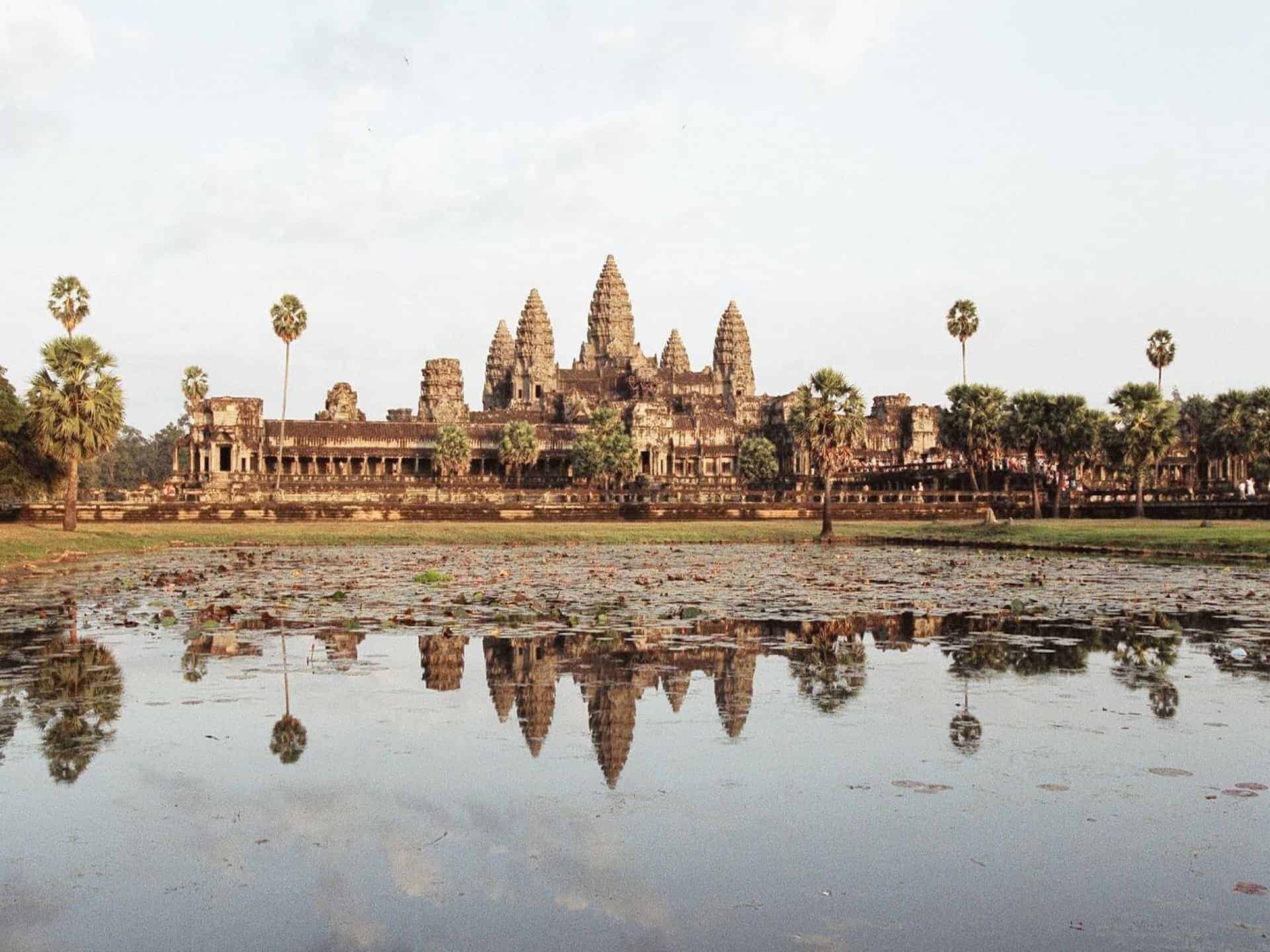 angkor wat tour guide online