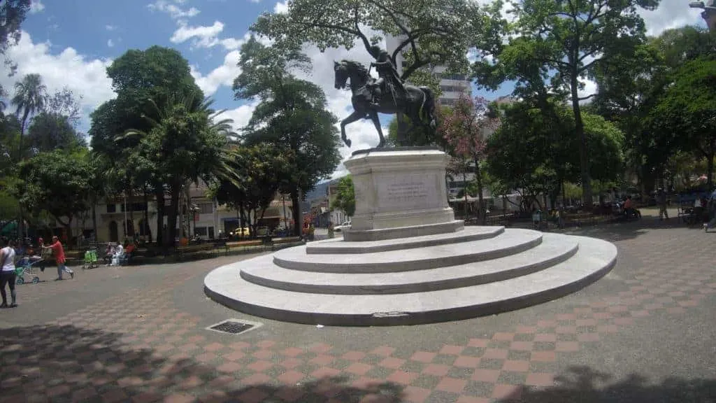 Medellin Parque Bolivar