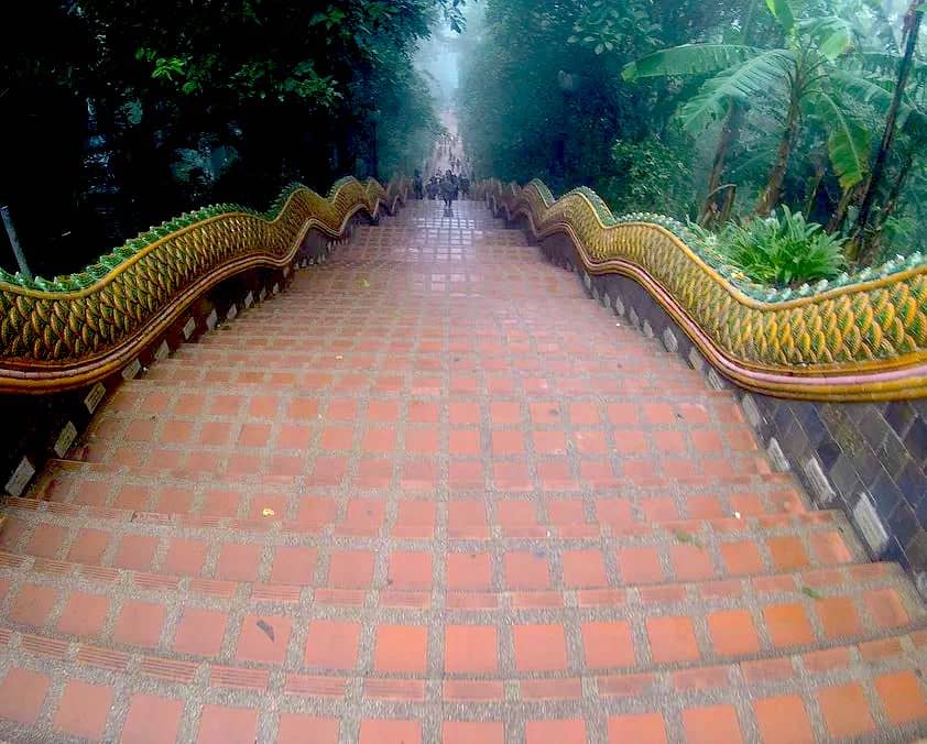 Doi Suthep steg