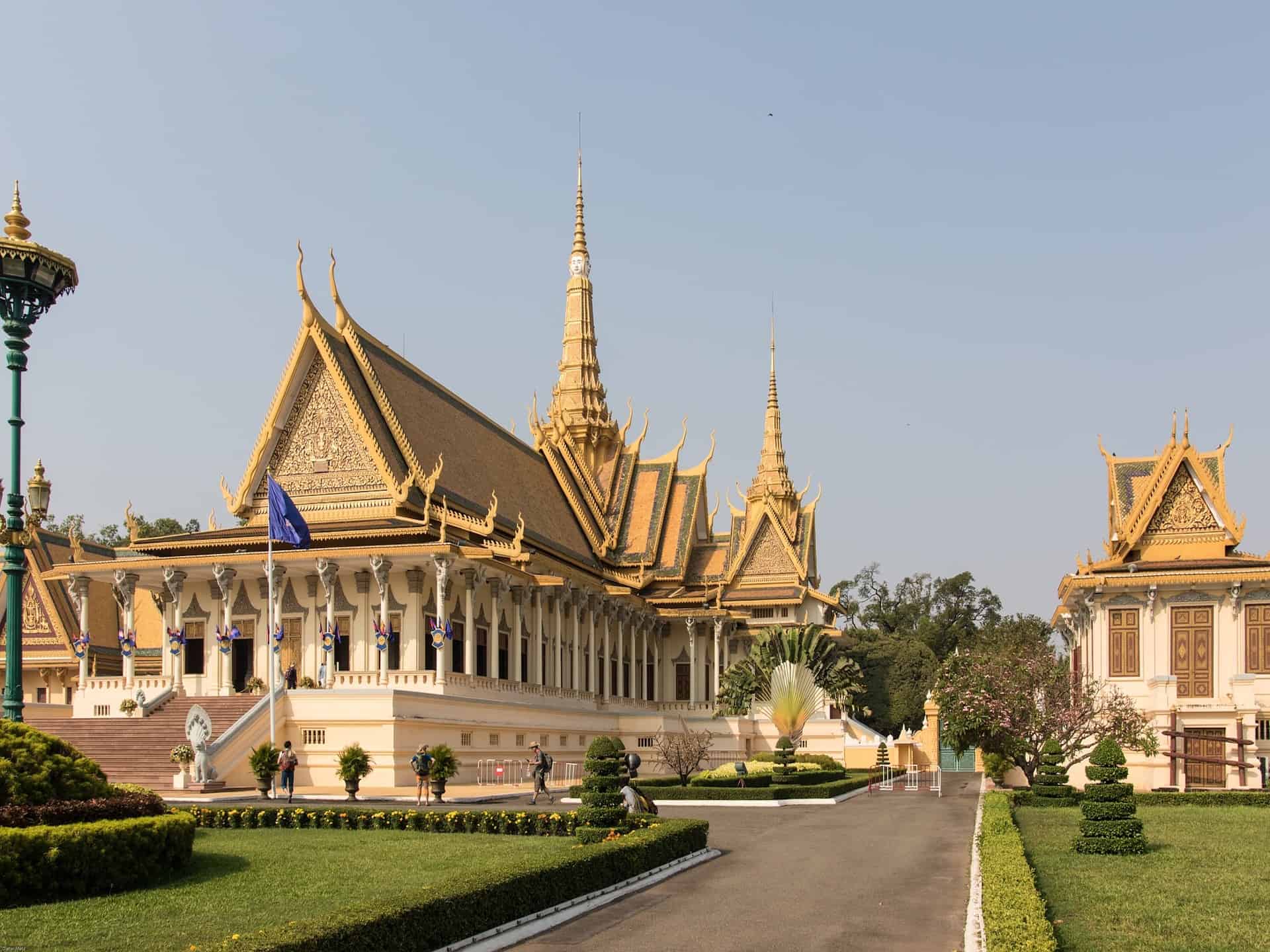 A Phnom Penh Itinerary | 5 Things To Do