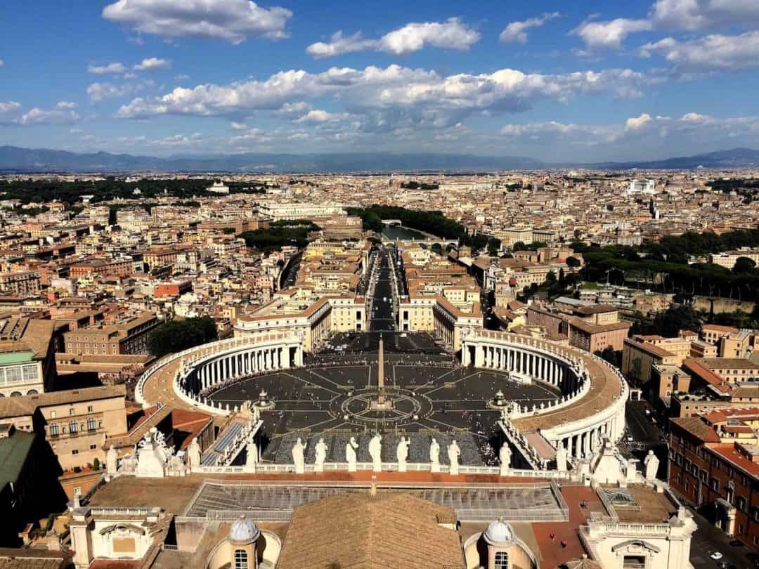 Best Things To Do in Vatican City Guide + Tips & Tours)