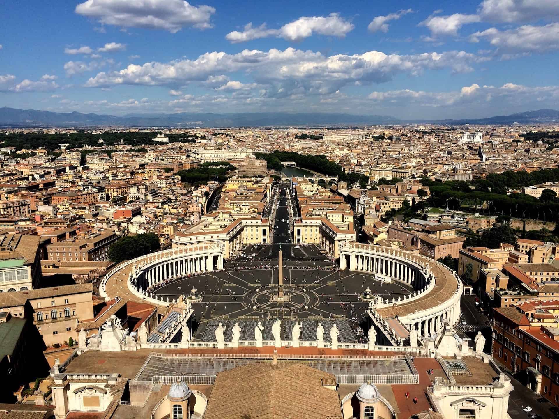 time to visit vatican city