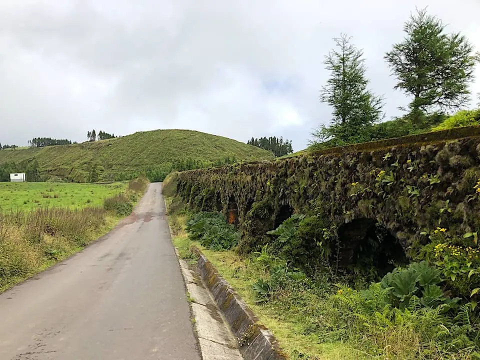 Mata do Canario Sete Cidades Hike Aqueduct