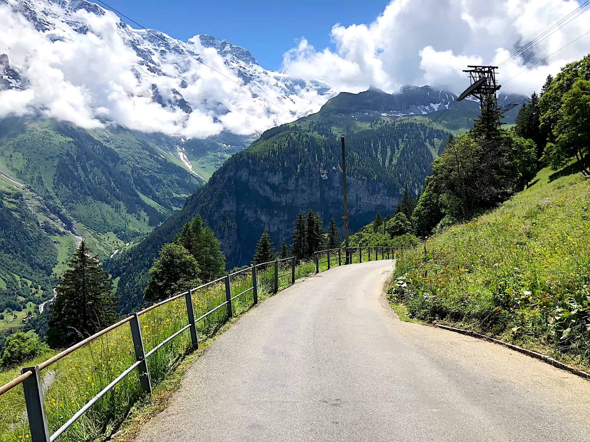 The Murren to Gimmelwald Hiking Trail