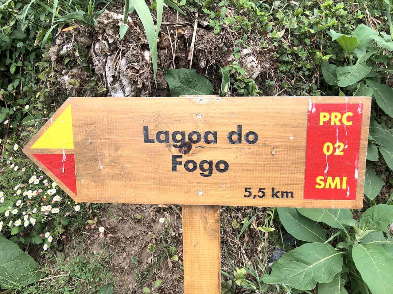 Hiking in the Azores Direction