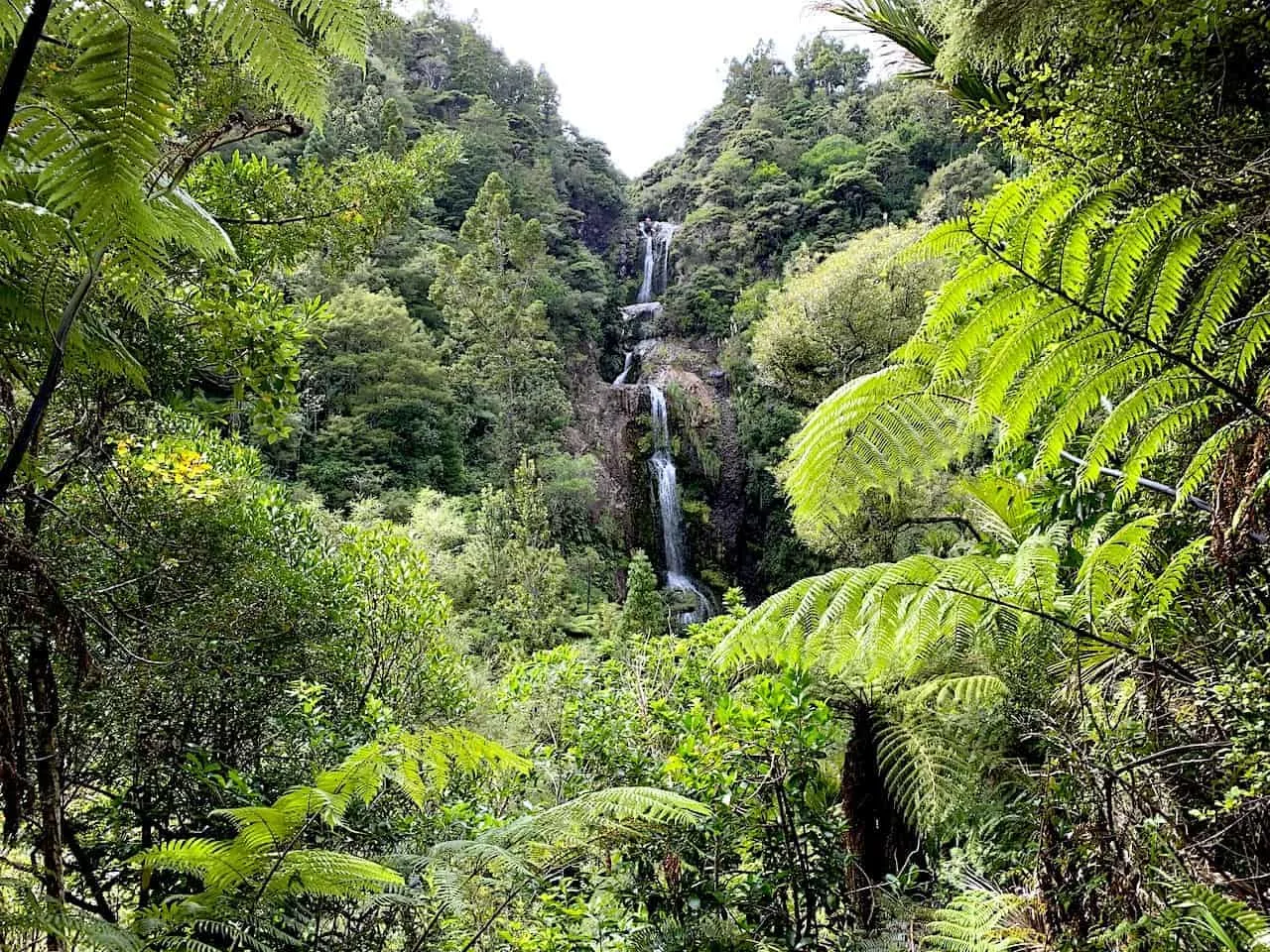 Kitekite Falls