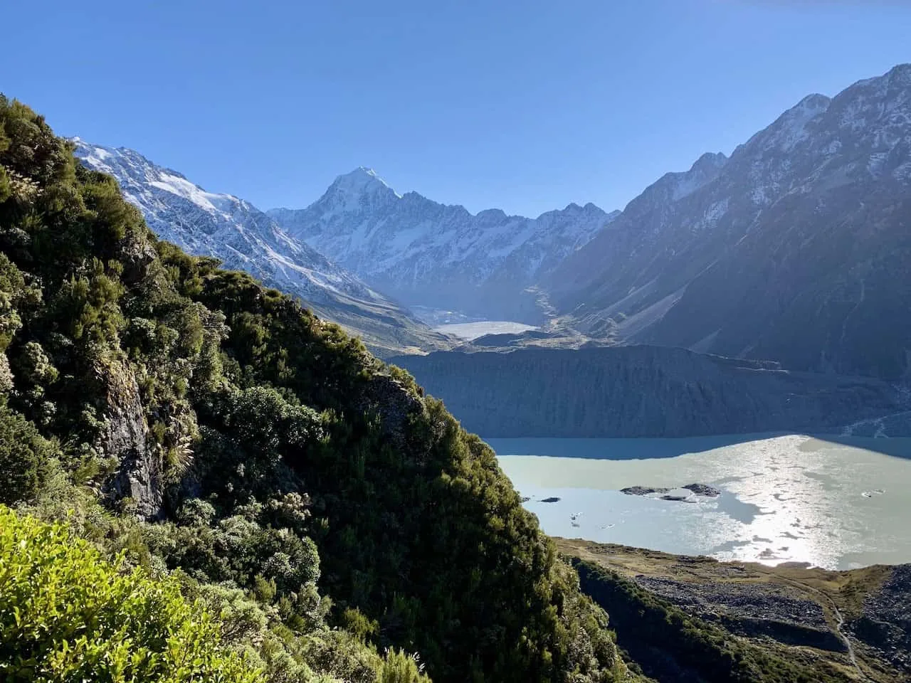 Hiking up to Mueller Hut