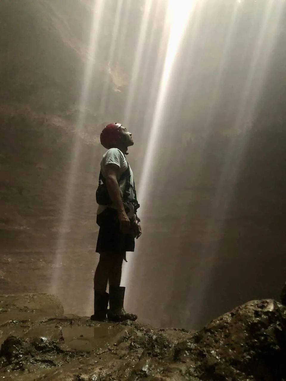 Goa Jomblang Light Cave