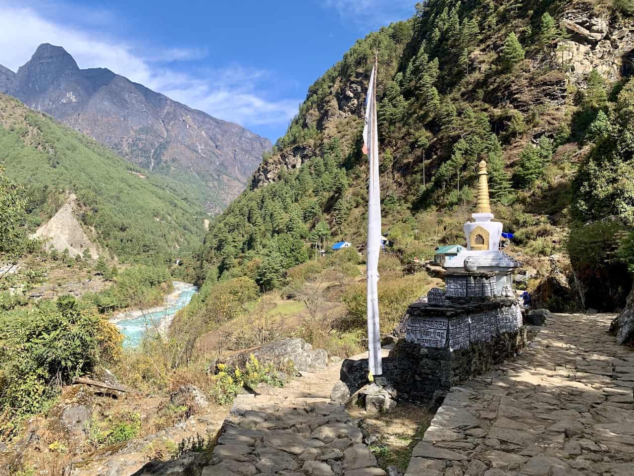 Lukla to Phakding Trail