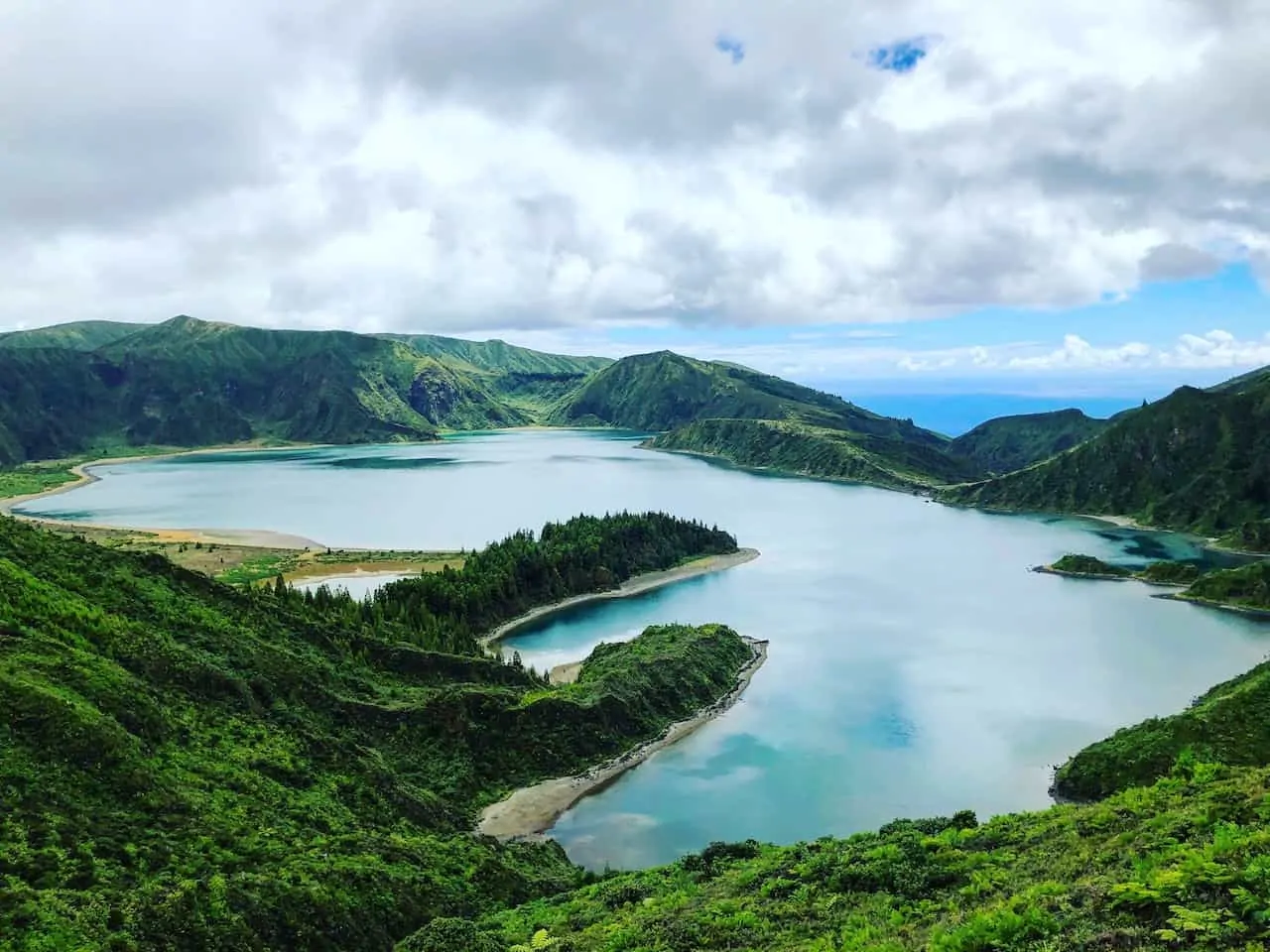 Lagoa do Fogo Viewpoint Route - Água d'Alto Beach, Azores