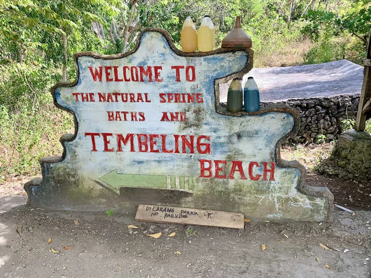 Tembeling Beach Sign