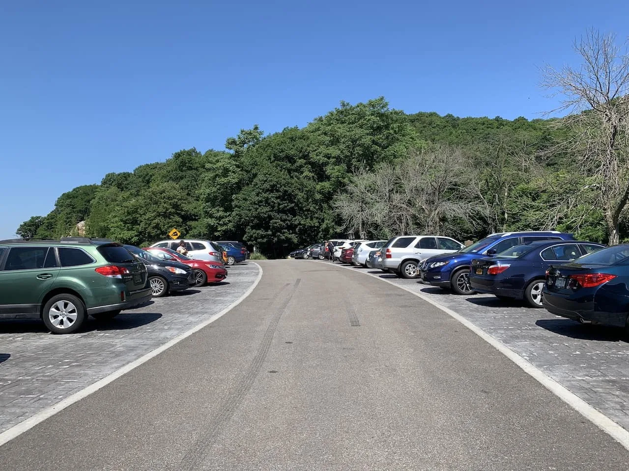 Storm King Mountain Parking