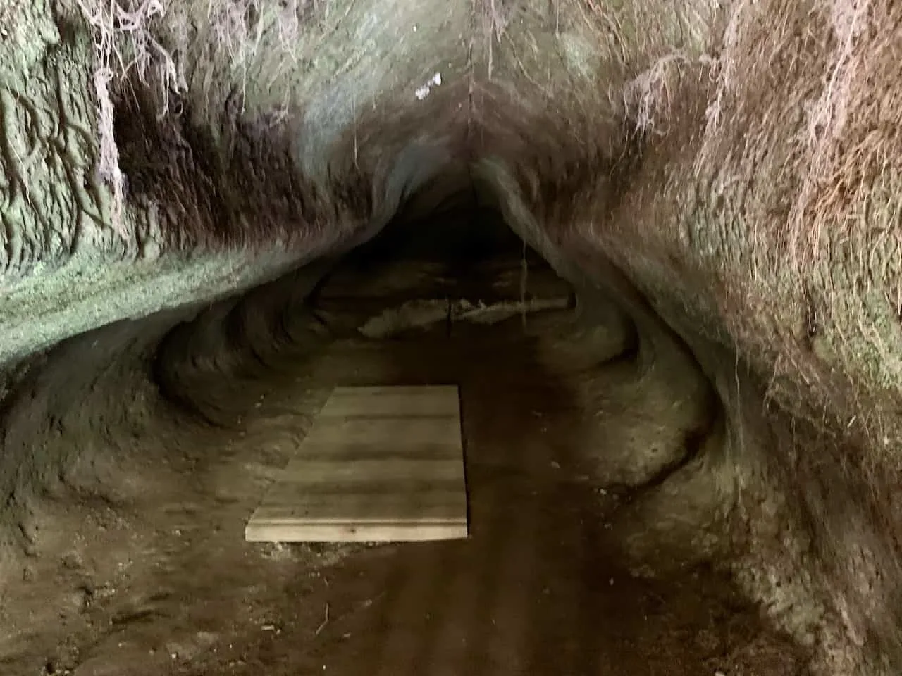 Tuteas Cave