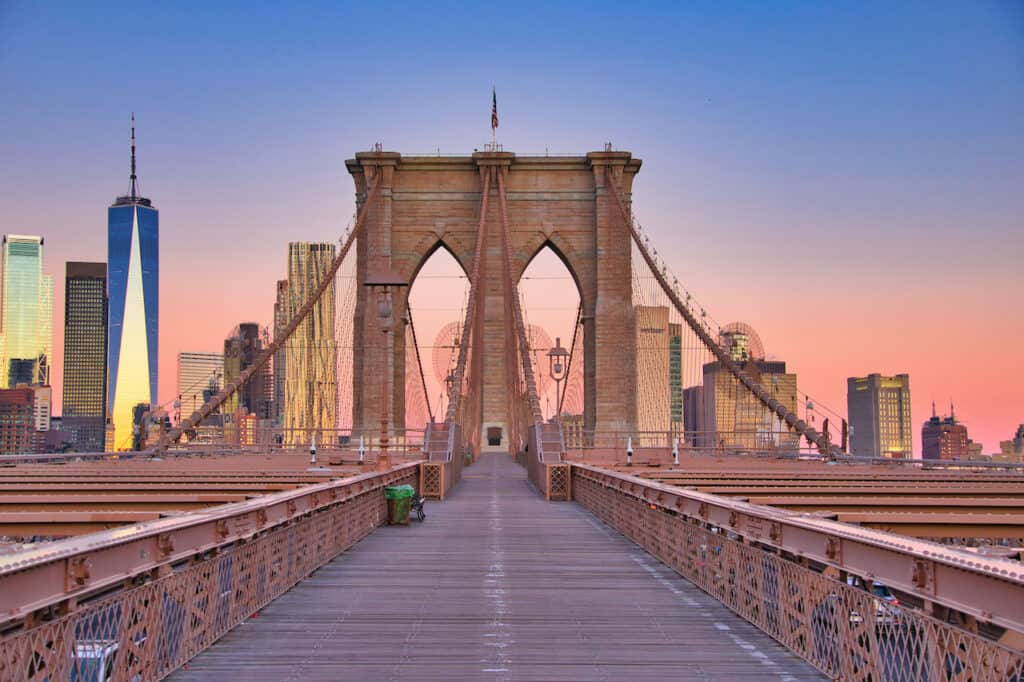 Brooklyn Bridge NYC Walk