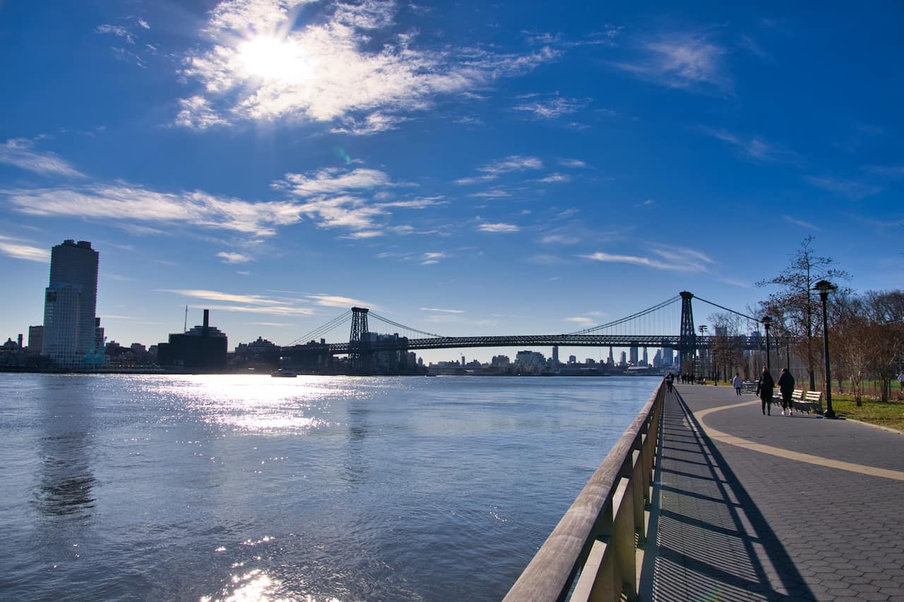 A Guide to the East River Greenway of Manhattan Run, Bike & Walk