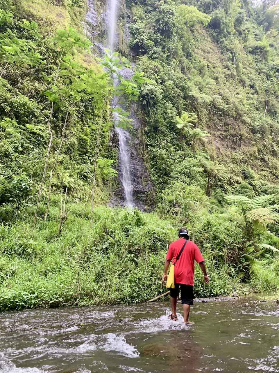 Kabut Pelangi River Crossing