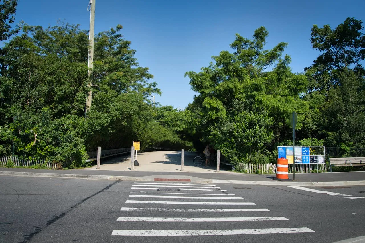 Brooklyn Bridge Park Entrance