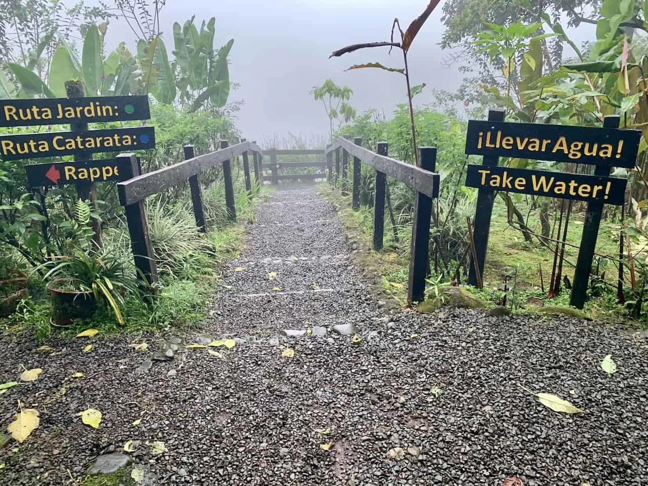 Catarata del Toro Entrance