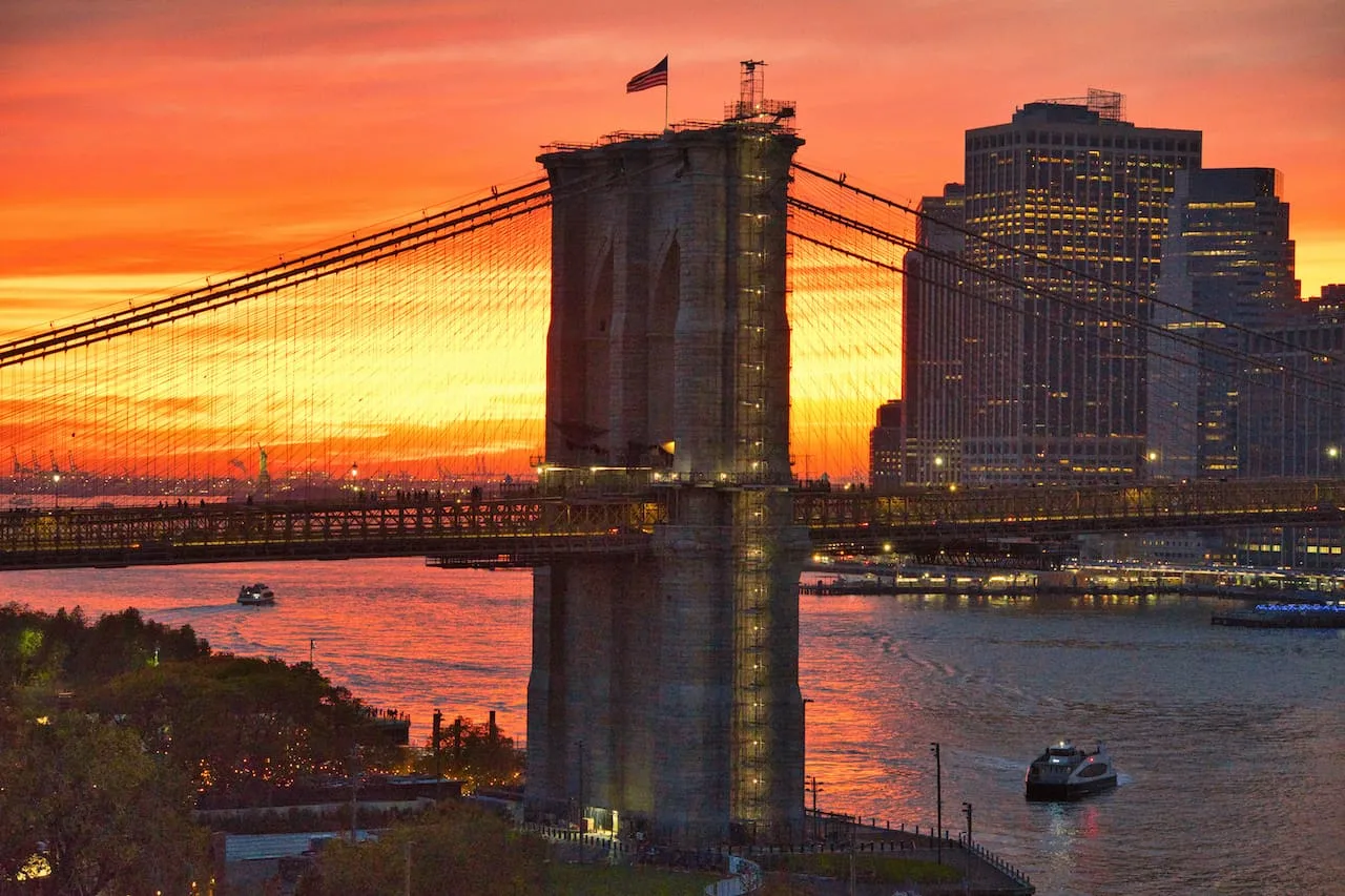 Brooklyn Bridge Sunset Viewpoint