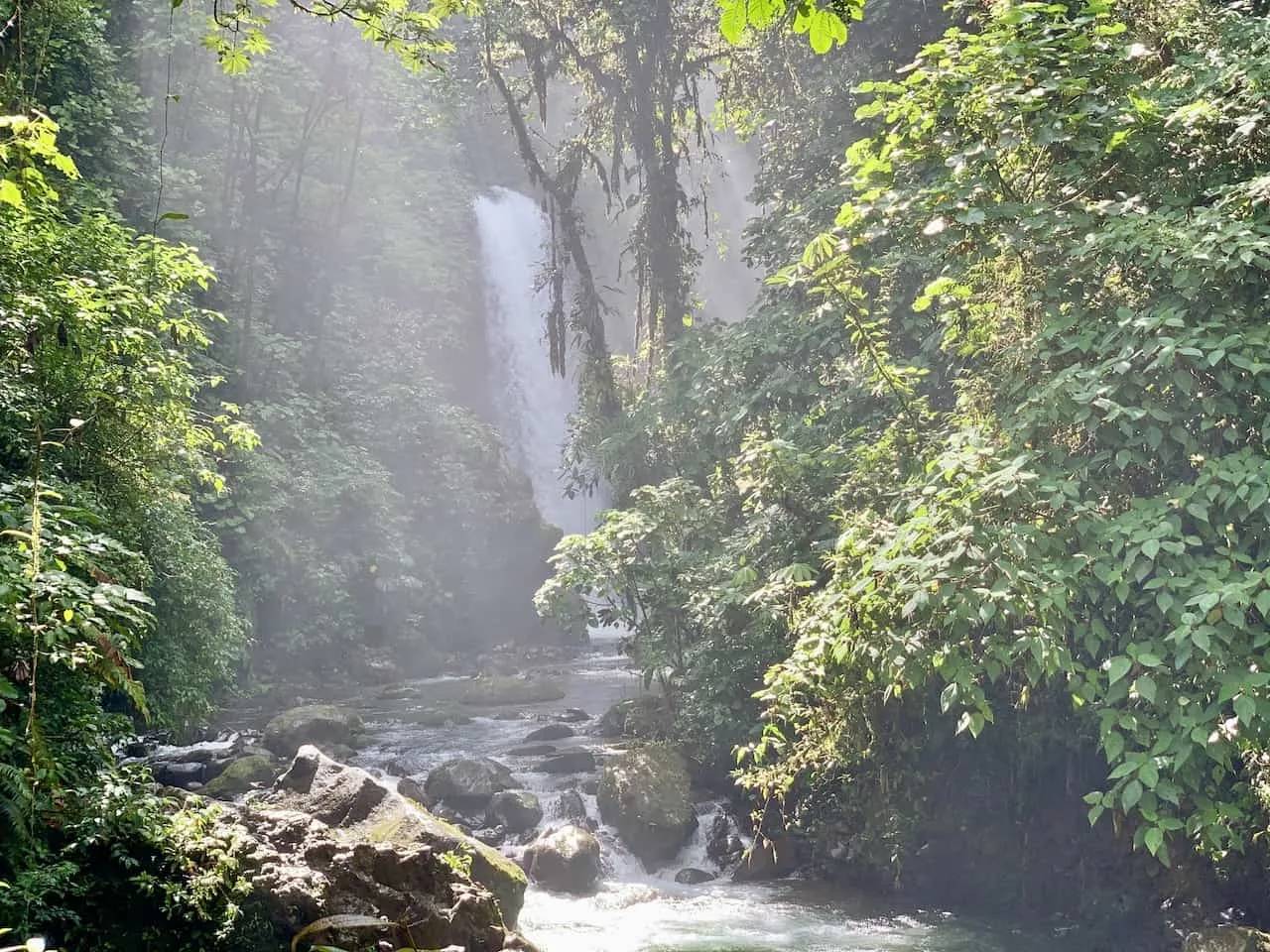 Templo Waterfall La Paz