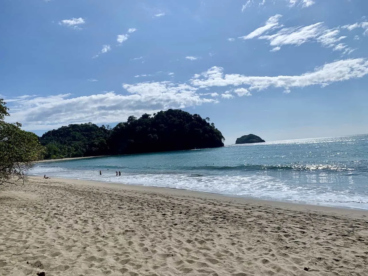 Playa Espadilla Sur Beach