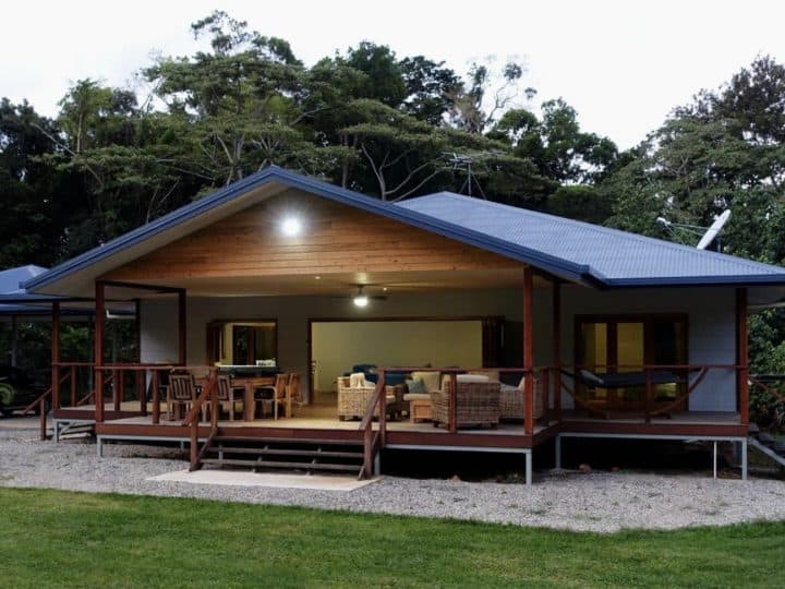 10 BEAUTIFUL Daintree Beaches (Cape Trib, Myall & More!) TripTins