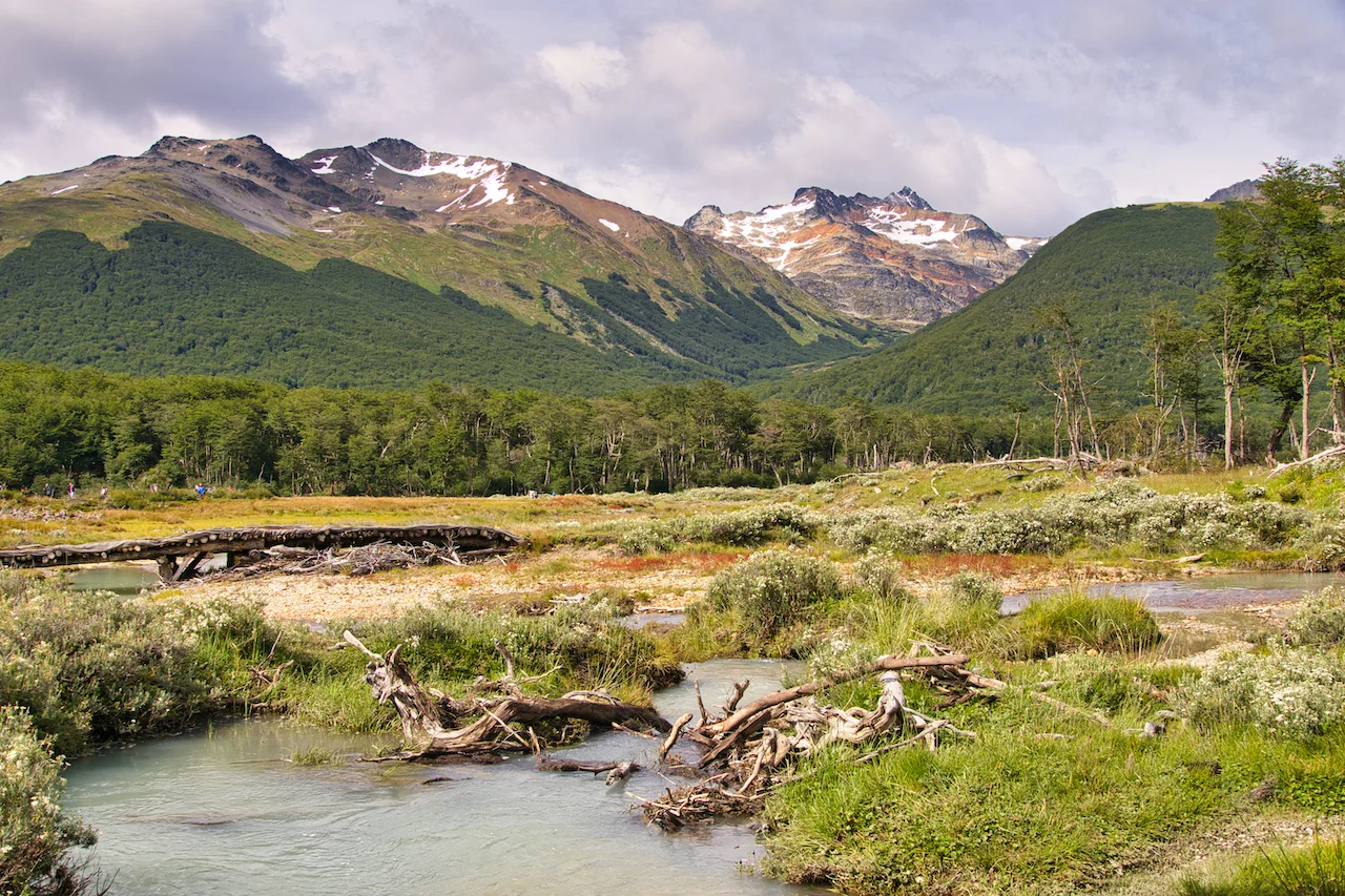 Laguna Esmeralda Trail