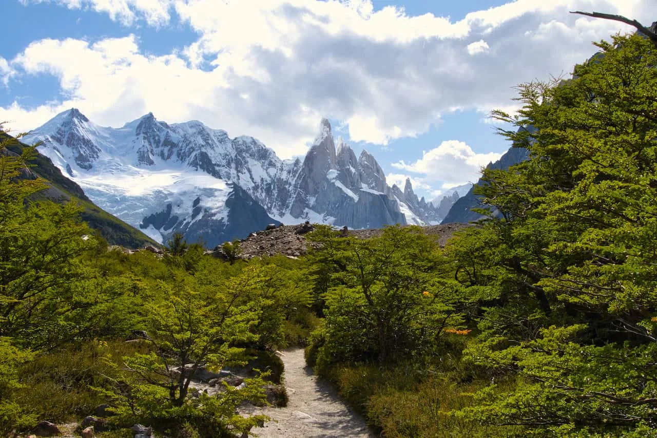 Laguna Torre Trail