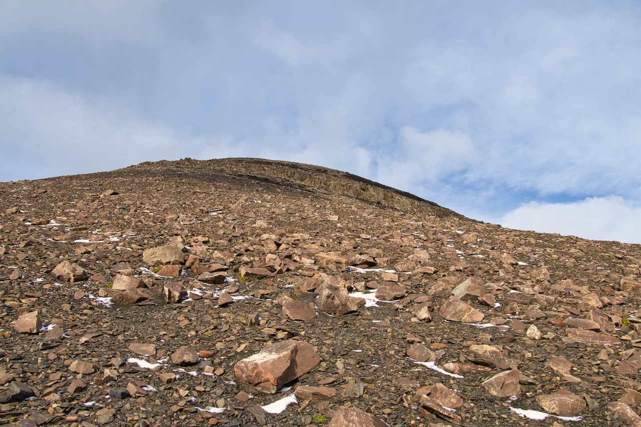 Loma del Pliegue Tumbado Mountain