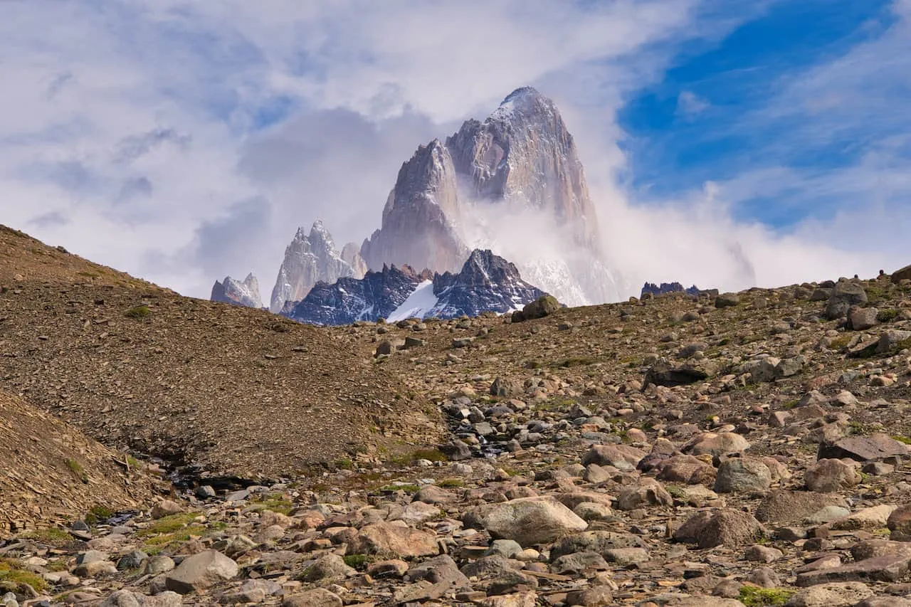 Loma del Pliegue Tumbado Terrain