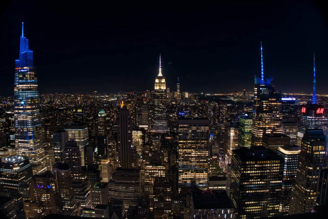 Best Time to Visit the Top of the Rock New York: Night or Day