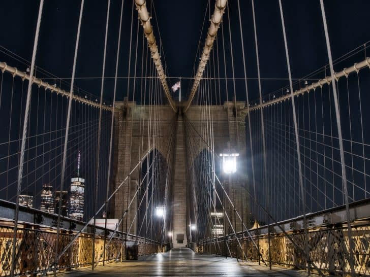 A Brooklyn Bridge at Night Experience + Photography