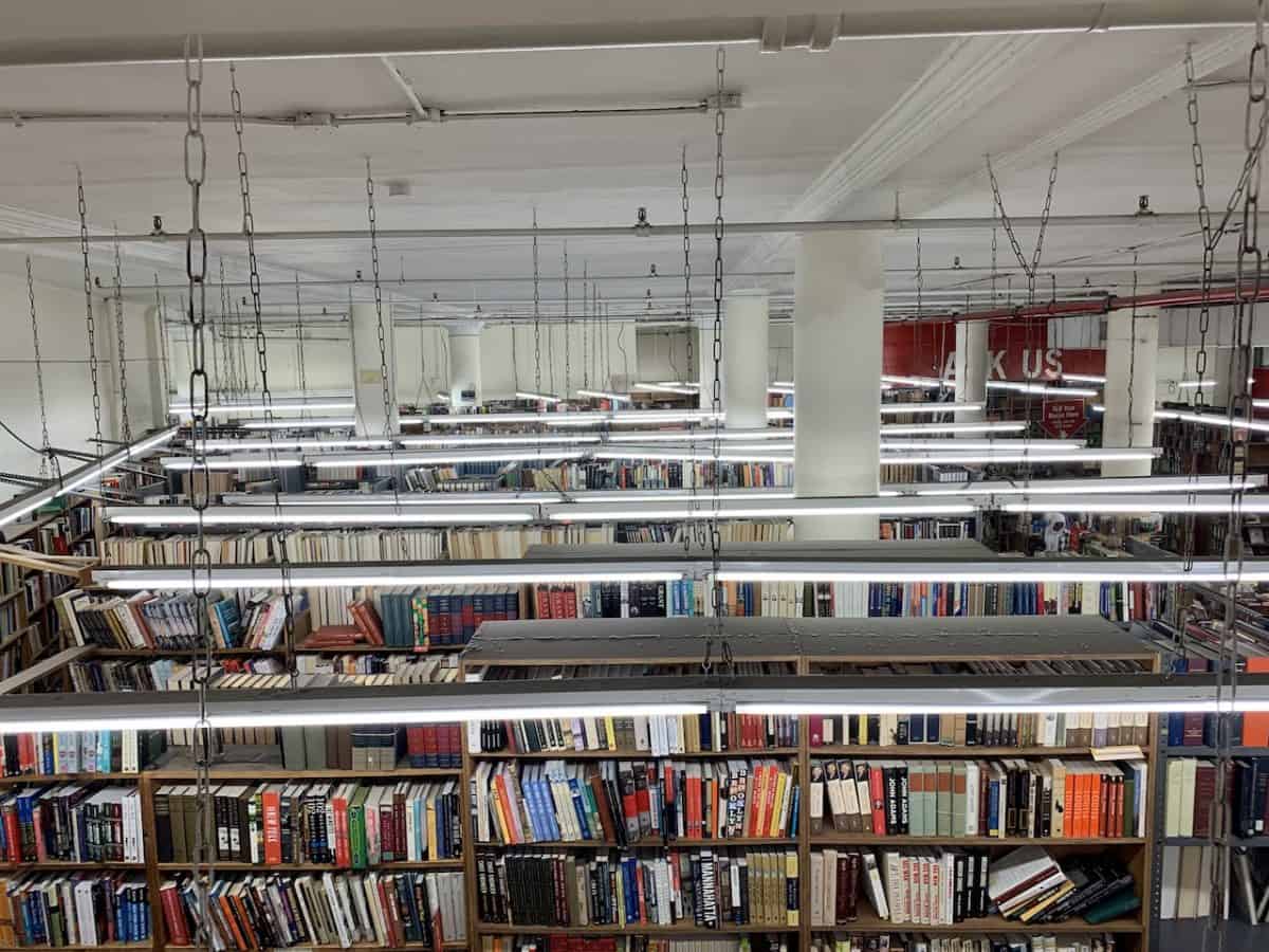 16-lovely-bookstores-in-manhattan-to-visit-best-nyc-bookstores