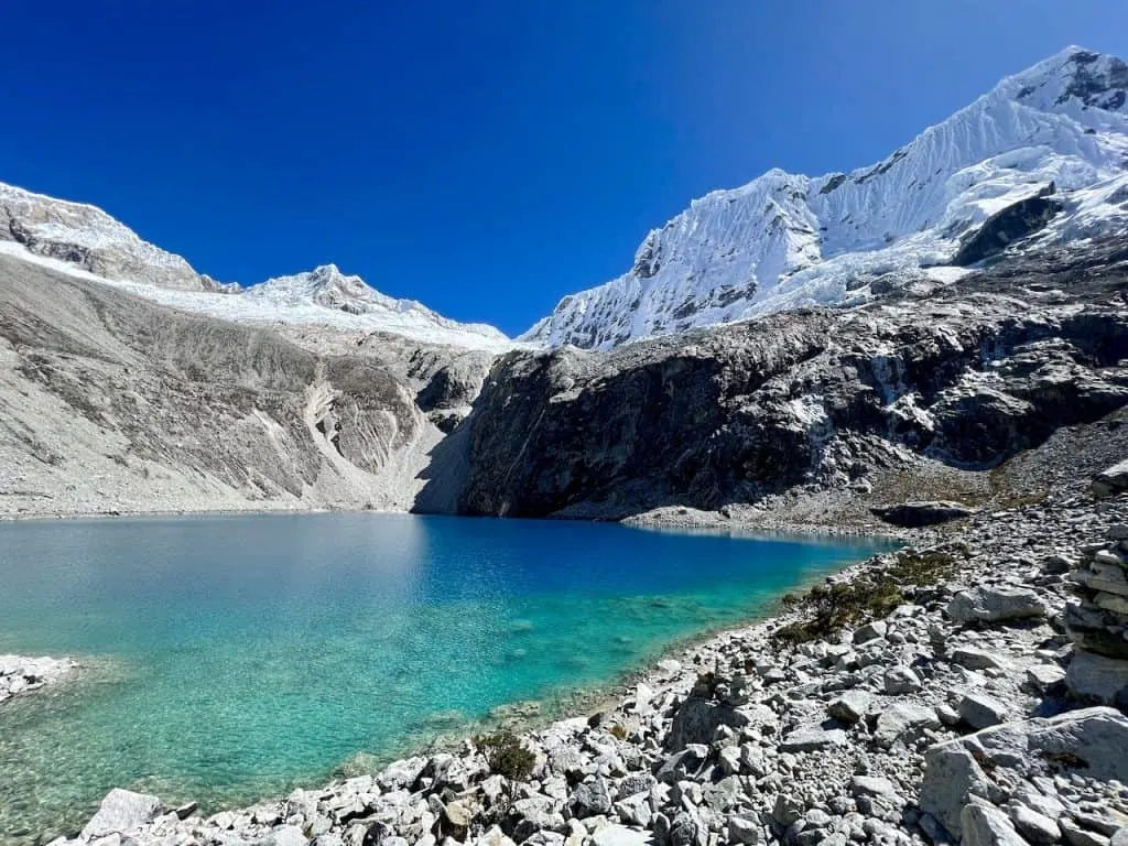 Laguna 69 Trek