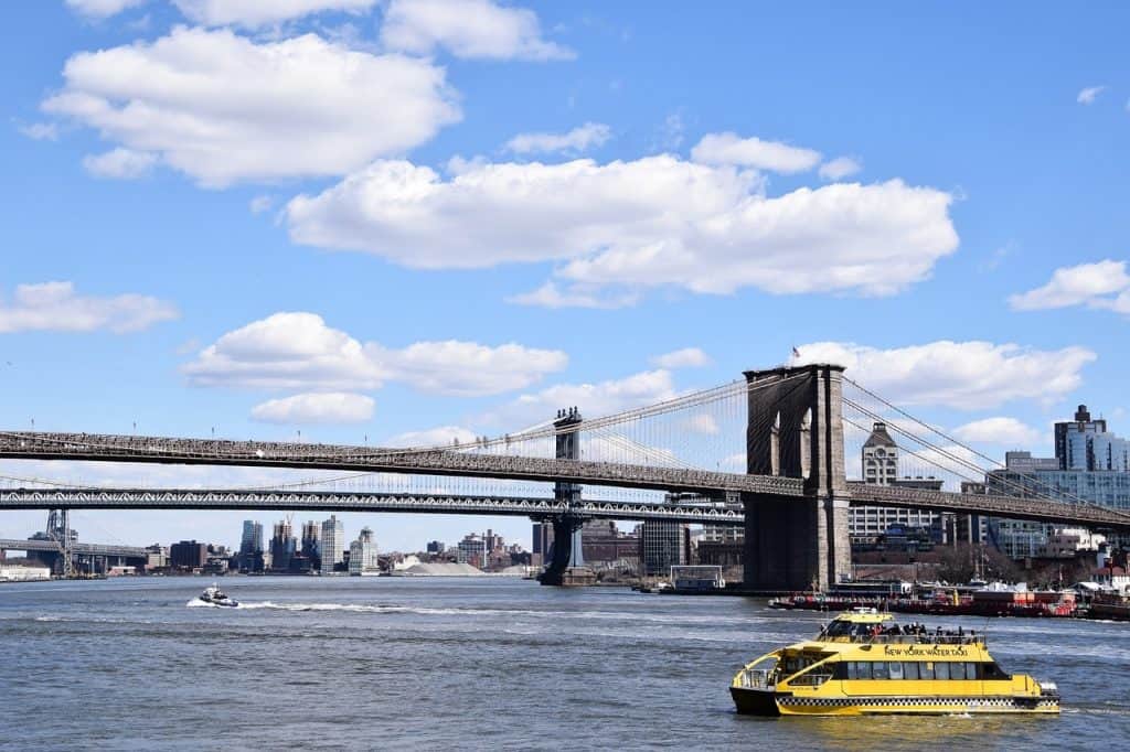 NYC Ferry Brooklyn Bridge