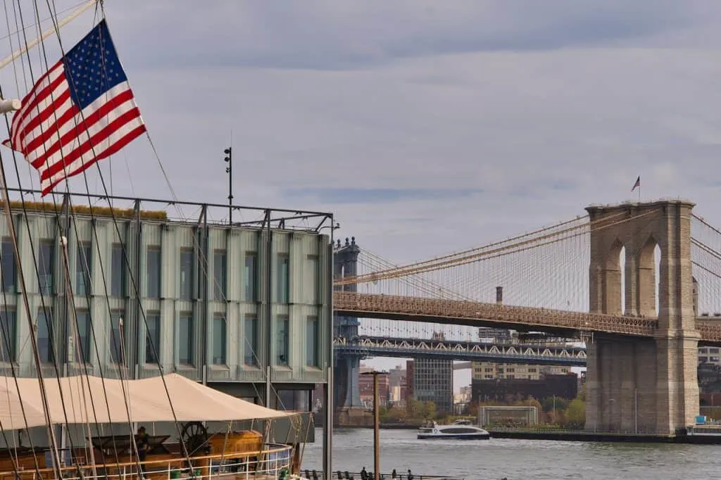 Pier 15 Brooklyn Bridge Views