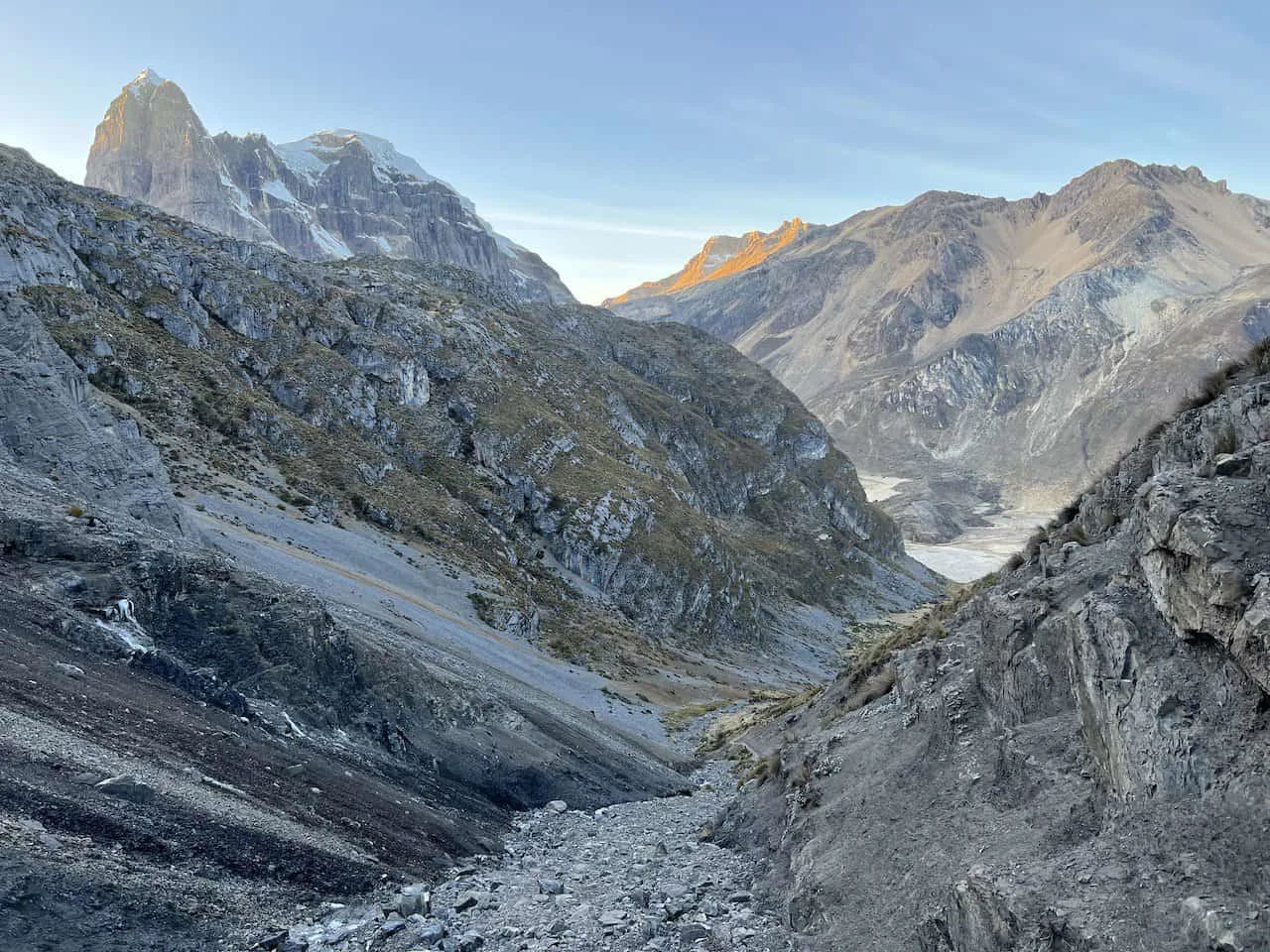 Hiking to San Antonio Pass