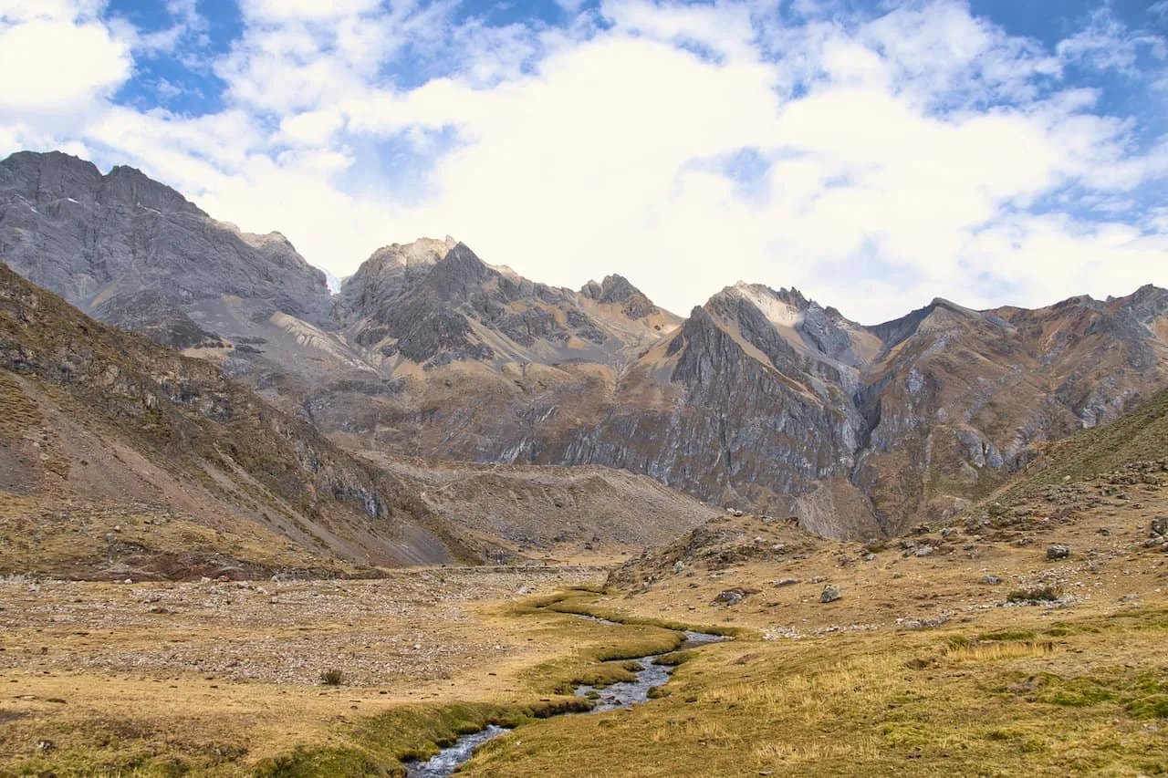 Huayhuash Quebrada Sarapococha