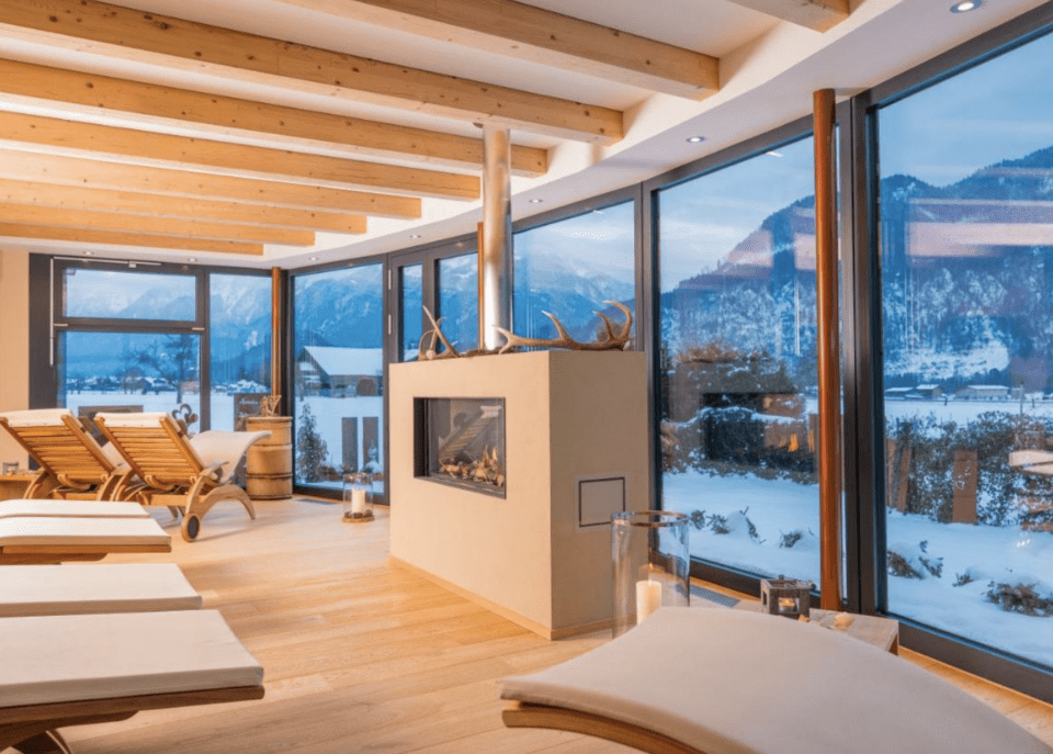 15 Best Hotels in Switzerland with a View (Lakes, Mountains & More)