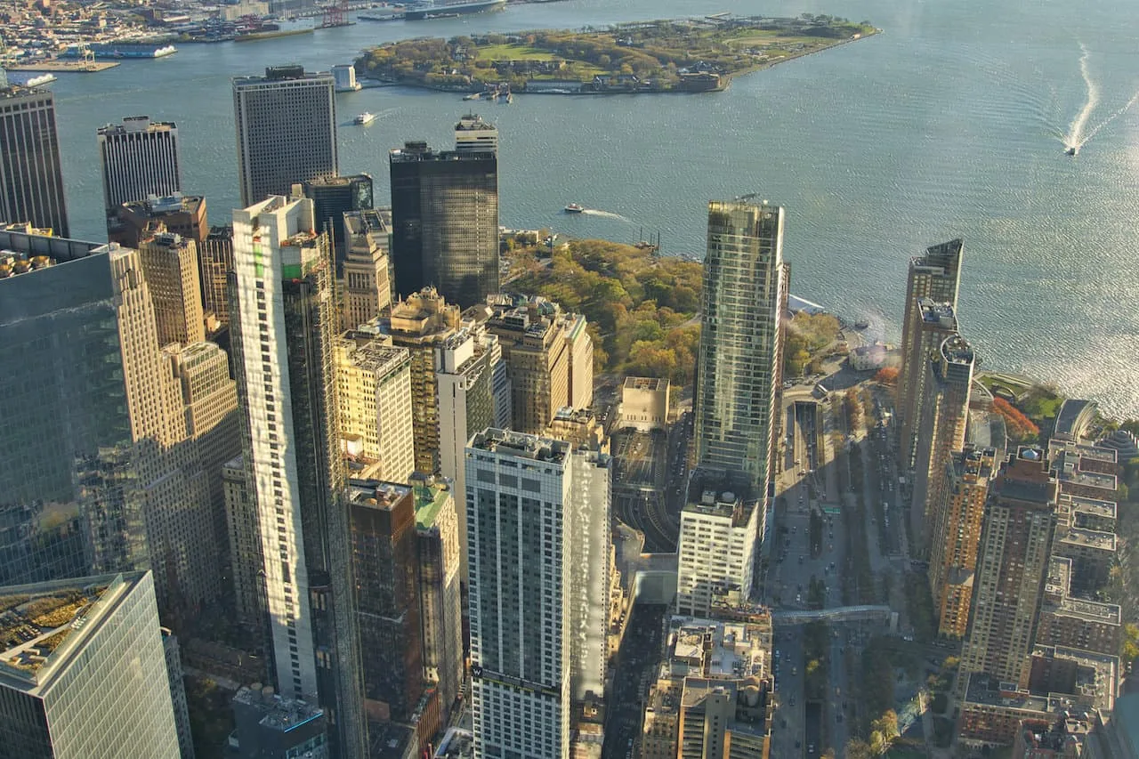 One World Trade Center, NYC Skyline Views from Downtown Manhattan