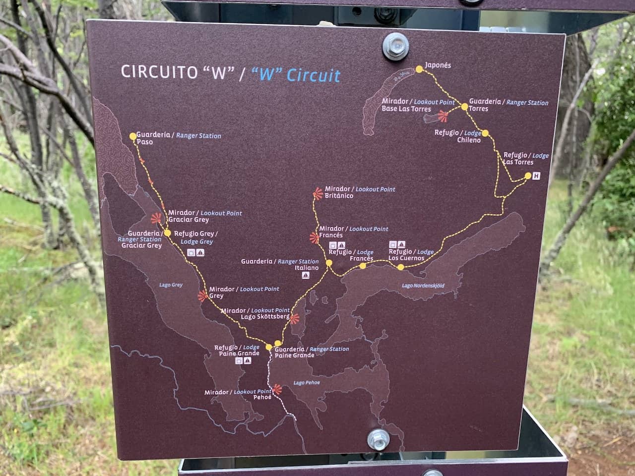 W Circuit Trek Map