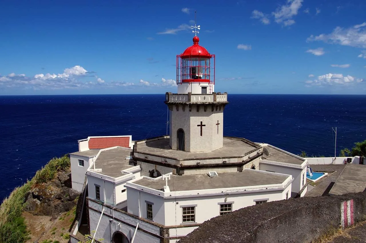 Arnel Lighthouse Nordeste