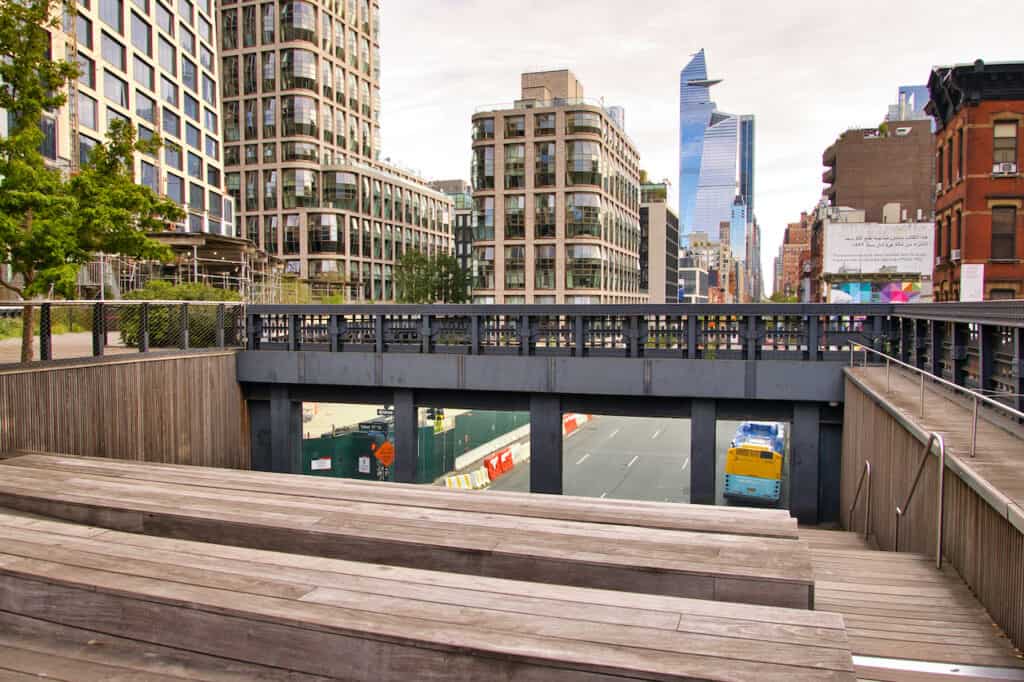 The High Line Park of New York City (Complete Visitor's Guide)