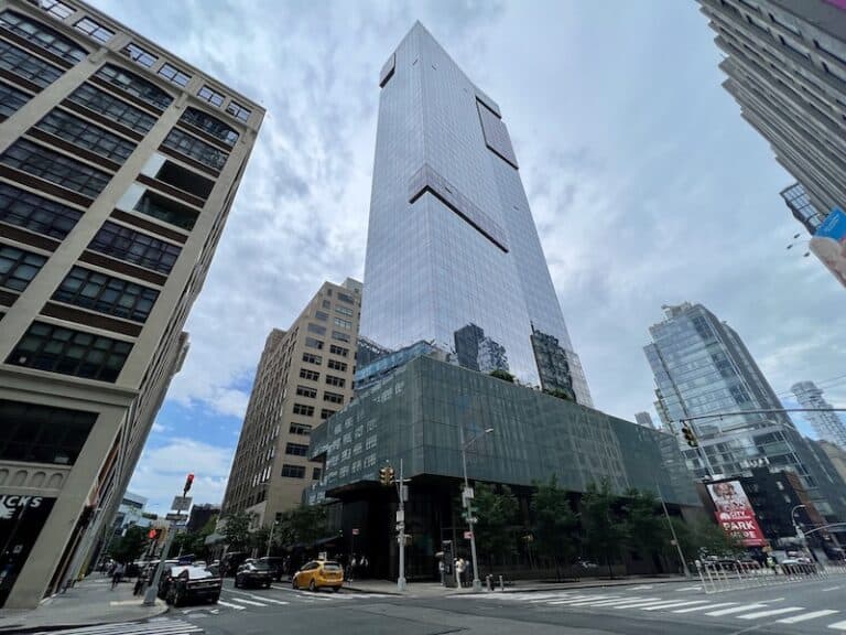 The 11 Best Hotels with Floor to Ceiling Windows in NYC (Amazing Views!) - High Ceiling Hotel Rooms Nyc