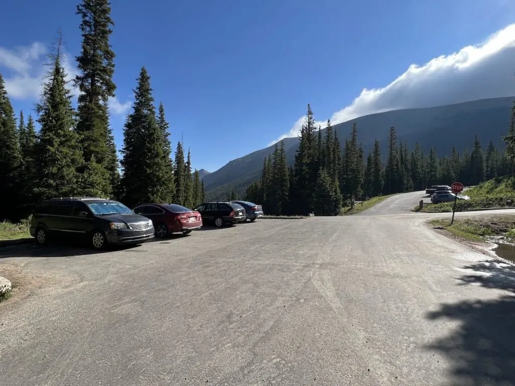 Silver Dollar Lake Parking