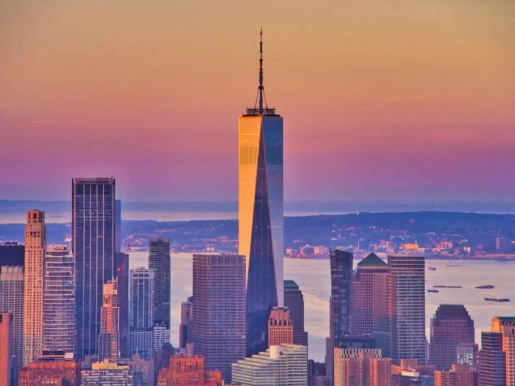 How Silicone Bracelets Can Simplify Group Travel and Tours