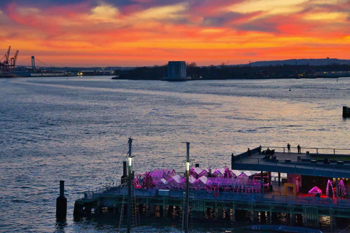 14 Best Christmas Restaurants in NYC (New York Holiday Themed Dining)