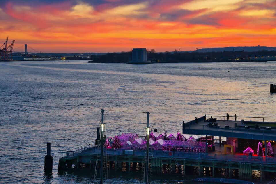 14 Best Christmas Restaurants in NYC (New York Holiday Themed Dining)